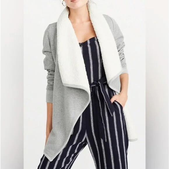 Abercrombie & Fitch Sherpa Open Front Cardigan in Grey Size XS - Picture 1 of 5